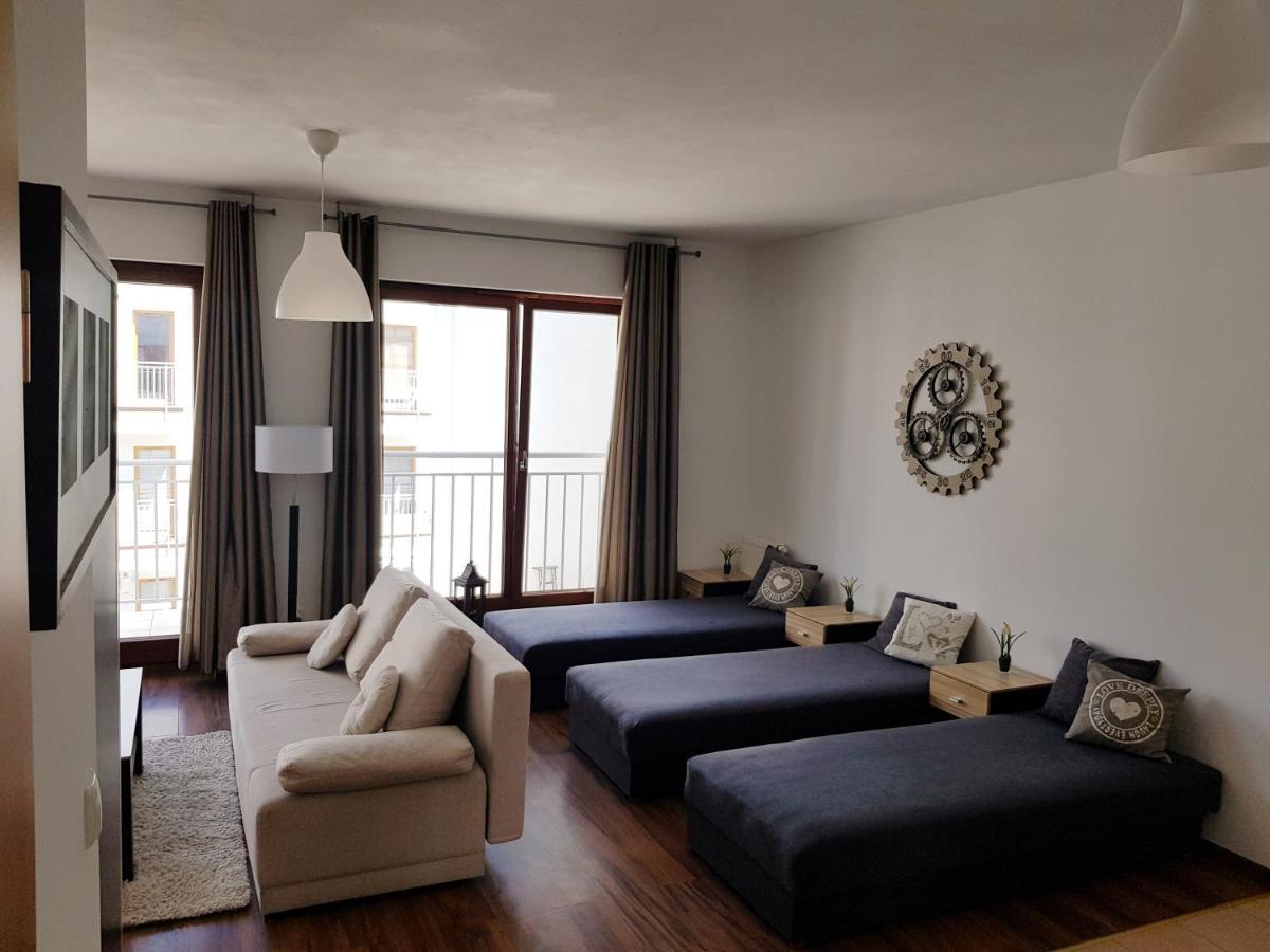 With 6 Single Beds Swinemünde